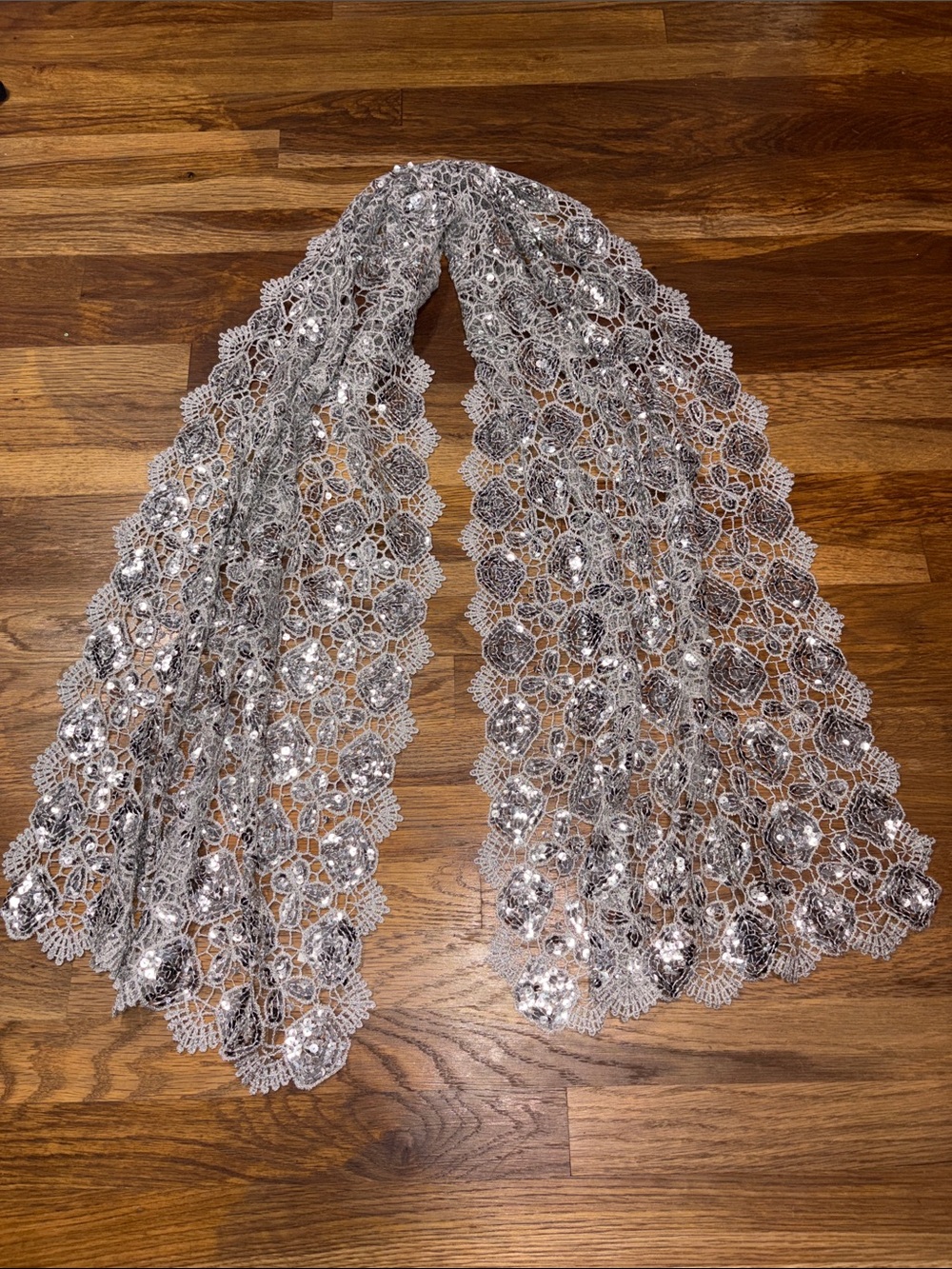 JOAN RIVERS Silver Lace Sequin Scarf